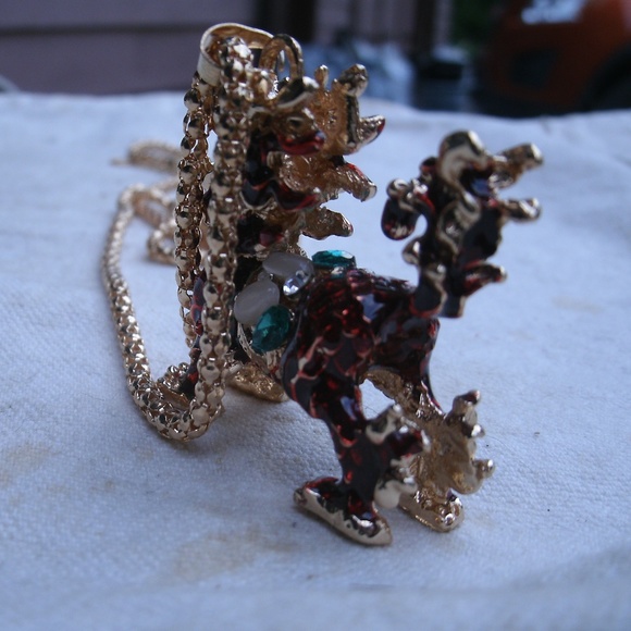 Oriental Kirin Unicorn Pendant Necklace - Picture 4 of 8